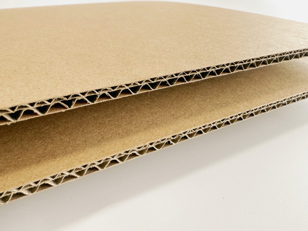EB Flute carboard box supplier