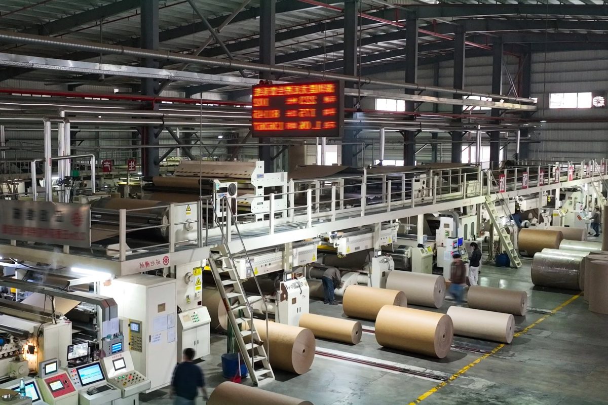 لافتة حل التغليف والتعبئة والتغليف